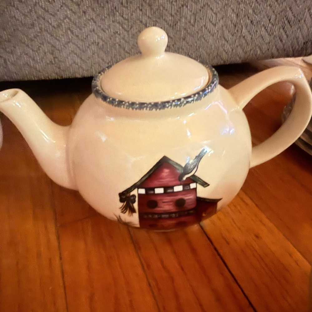 Cream Ceramic Red Barn Accent - Classic Home Kitchen Tea Pot, etc birdhouse set
